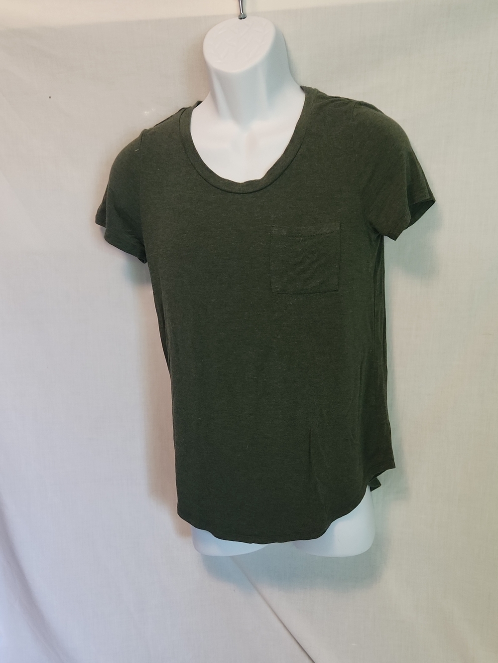Market & Spruce Olive Green Short Sleeve Pocket Tee